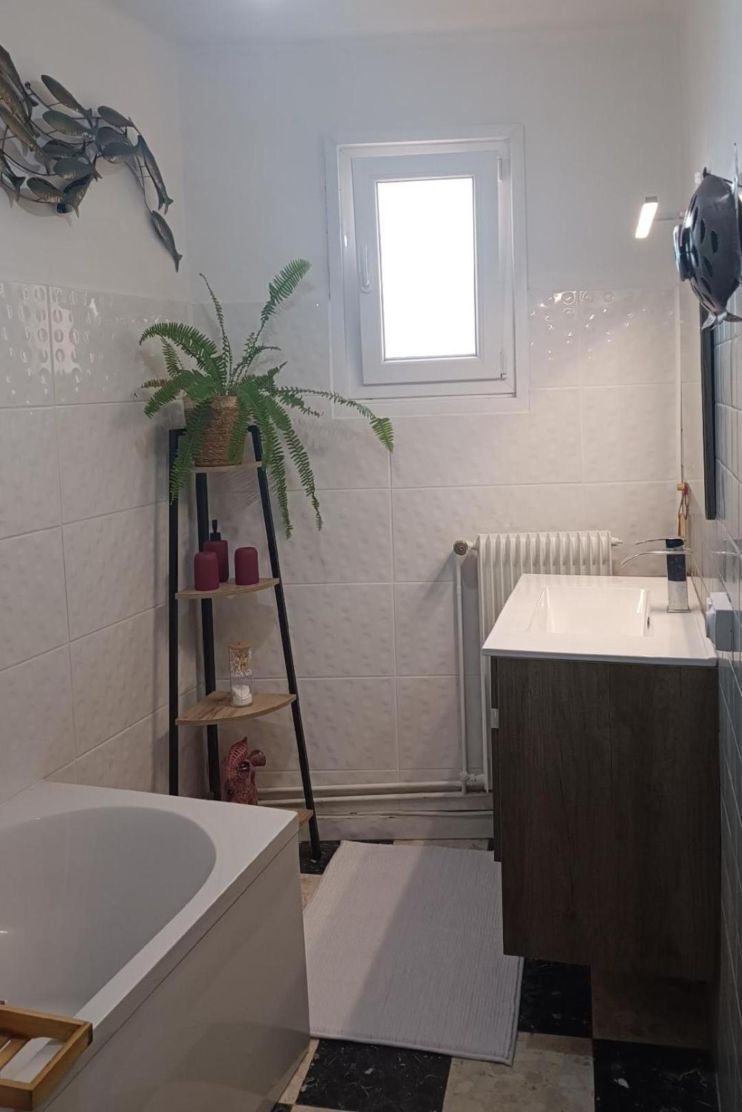 Bed and Breakfast A L' Estiu Latour-de-France Esterno foto